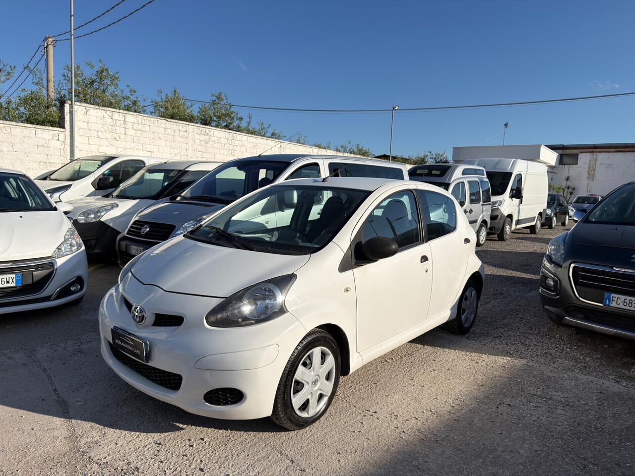 Toyota Aygo 1.0 5 porte Now Connect “NAVI”