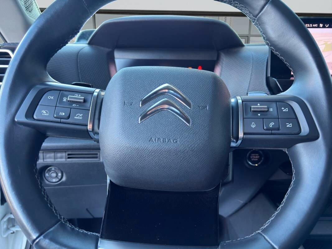 Citroen C4 1.5 bluehdi Shine s&s 130cv eat8 Con NAVIGATORE