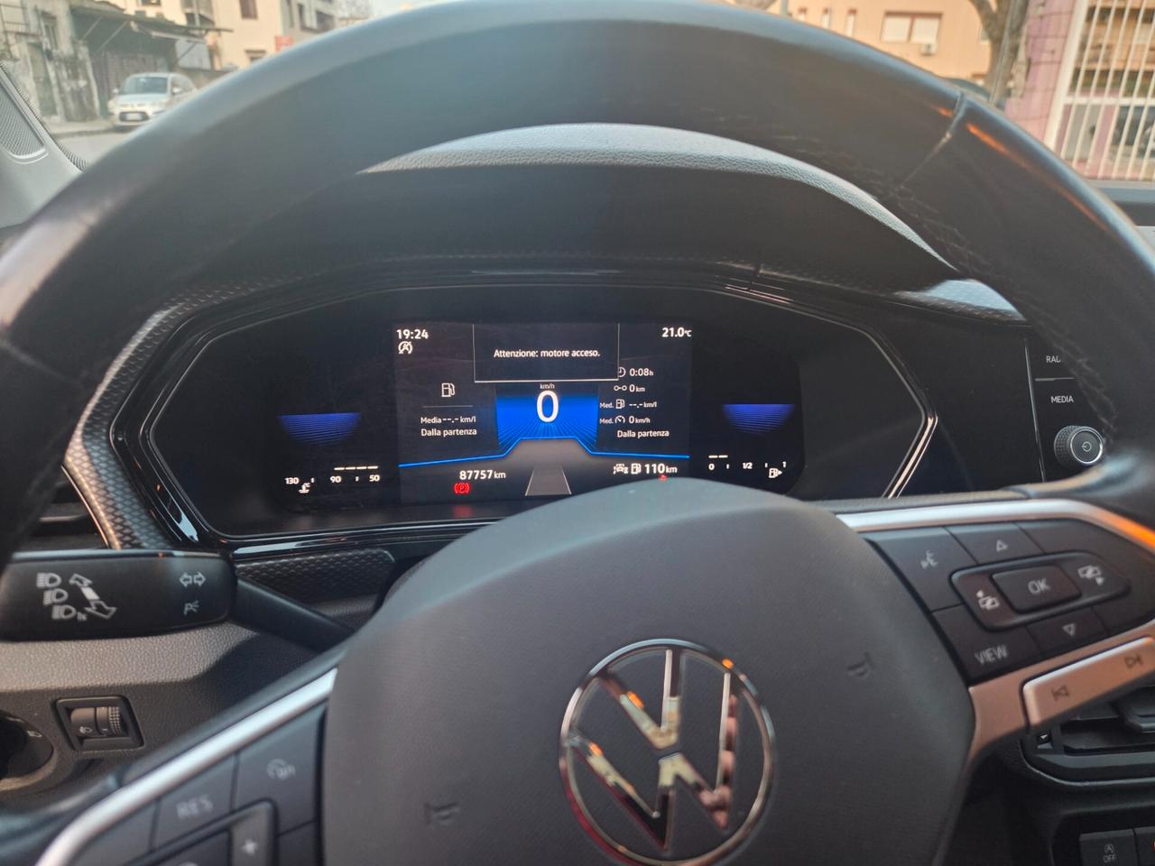 Volkswagen T-Cross 1.0 TSI 110 CV DSG Sport