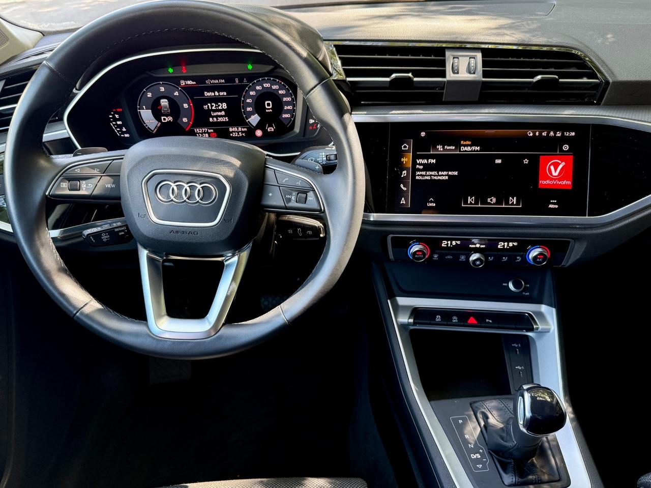 Audi Q3 35 TDI S tronic - 15,000 KM - CON IVA 22%