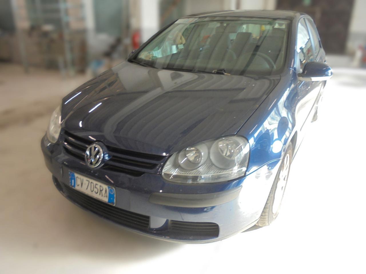 Volkswagen Golf 1.6 16V FSI 5p. Comfortline