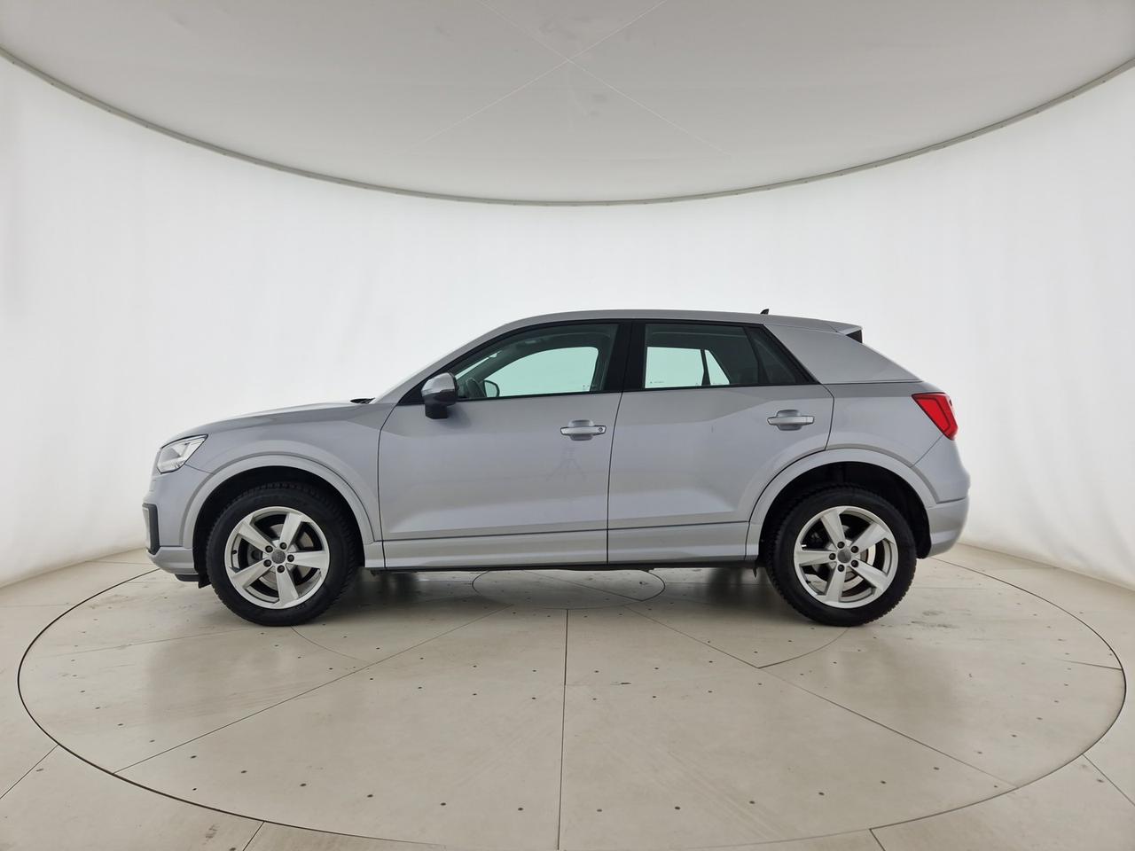 Audi Q2 30 1.6 tdi admired s-tronic
