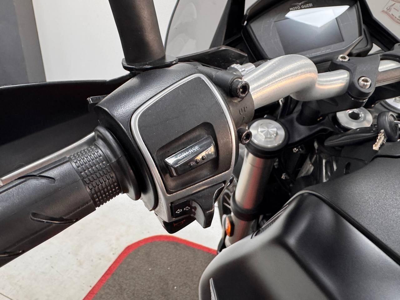 Moto Guzzi V85 TT DA 152 € AL MESE – SENZA ANTICIPO