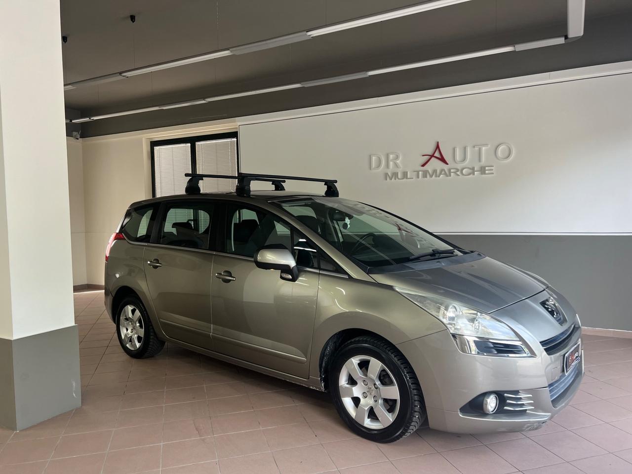 Peugeot 5008 1.6 HDi 110CV Premium