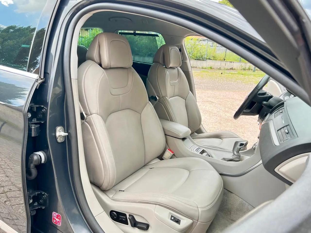 Citroen C5 3.0 HDi V6 24V Bi-Turbo aut. Hydractive Executive Tourer