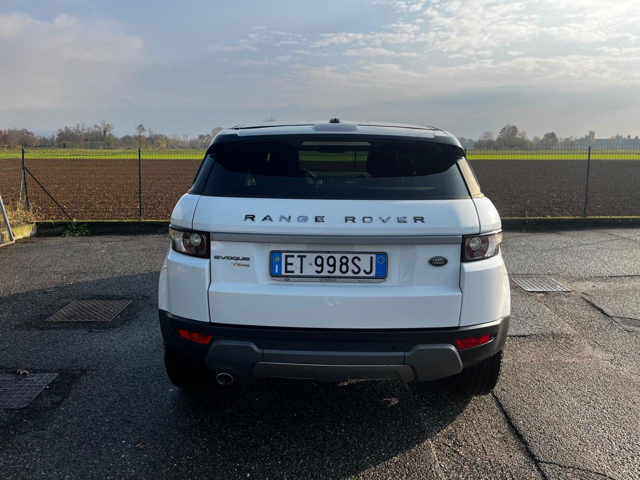 Land Rover Range Evoque 2.2 TD4 5p. Pure Tech Pack Launch Edition