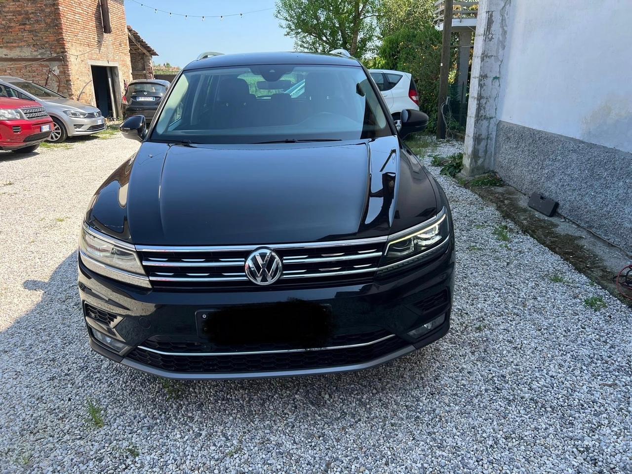 Volkswagen Tiguan 2.0 TDI SCR DSG 4MOTION Business BMT