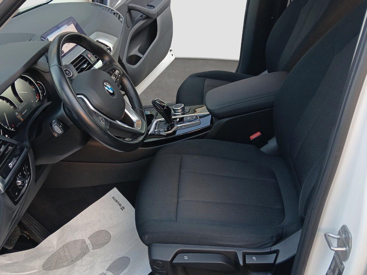 BMW X3 xdrive20d mhev 48V Business Advantage auto