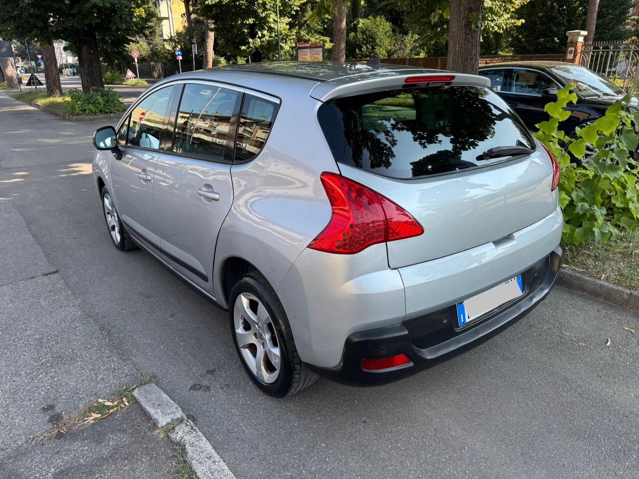 Peugeot 3008 1.6 HDi 112 cv garanzia 12 mesi