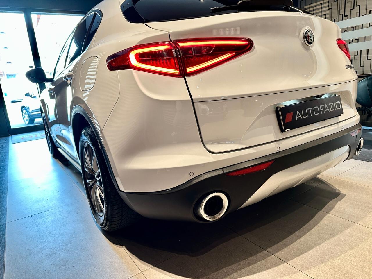 Alfa Romeo Stelvio 2.2 Turbodiesel 180 CV AT8 RWD Executive