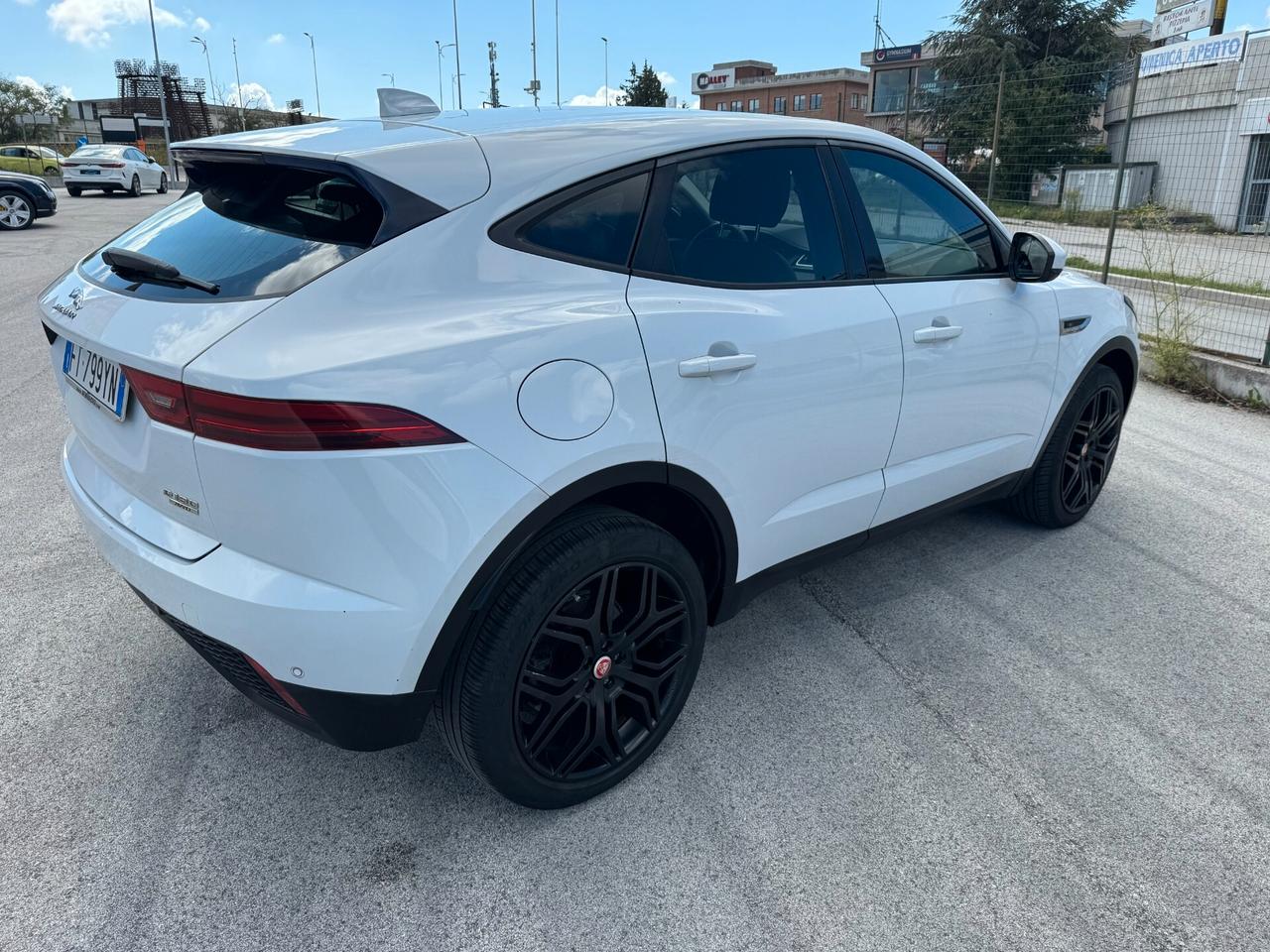Jaguar E-Pace 2.0D 180 CV AWD R-Dynamic