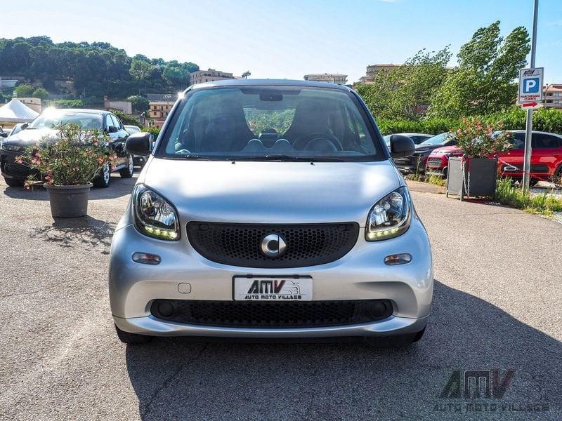 smart fortwo 1.0 70 Cv OK NEOP.-CERCHI-MANUALE
