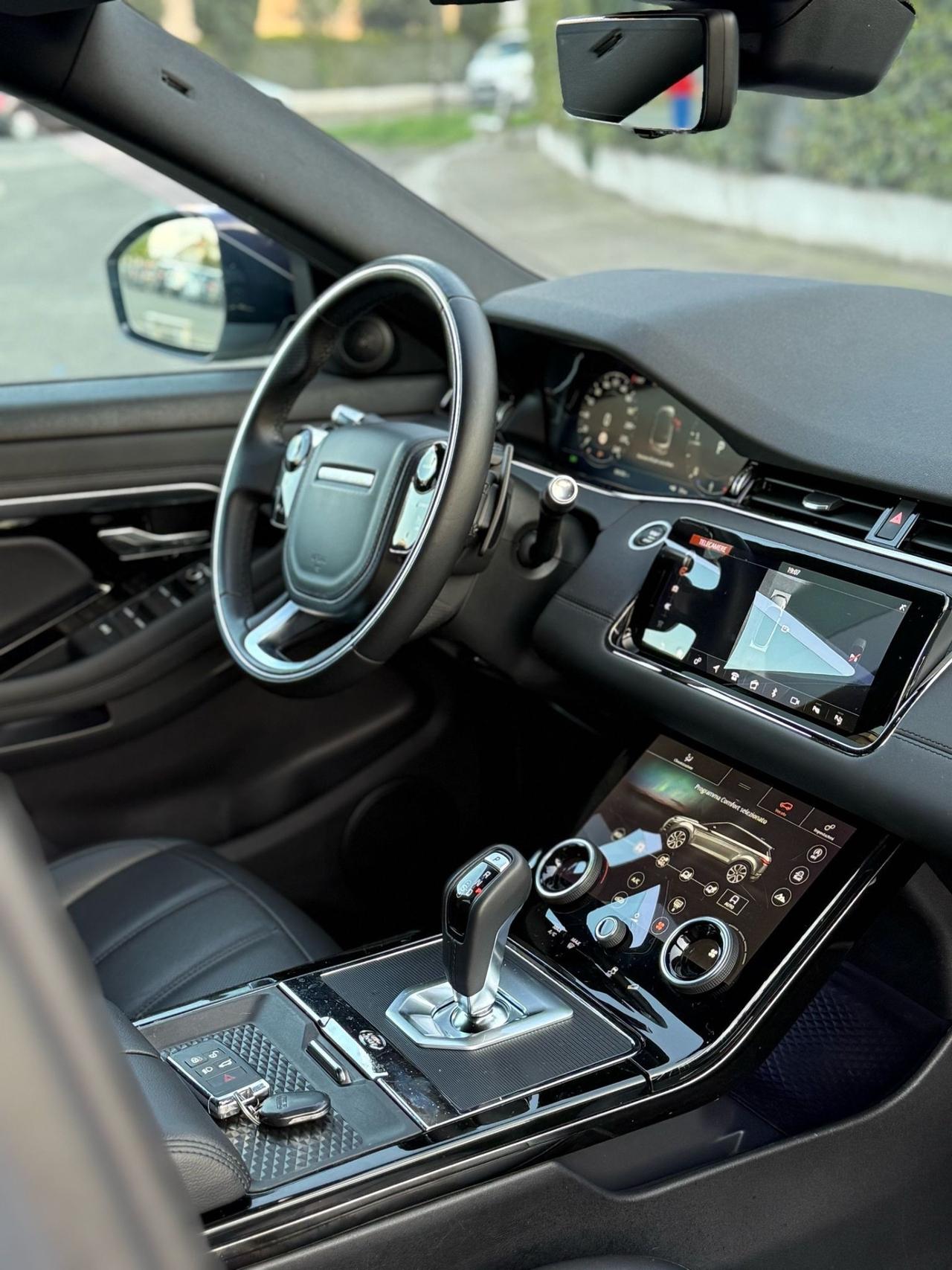 Range Rover Evoque R-Dynamic SE