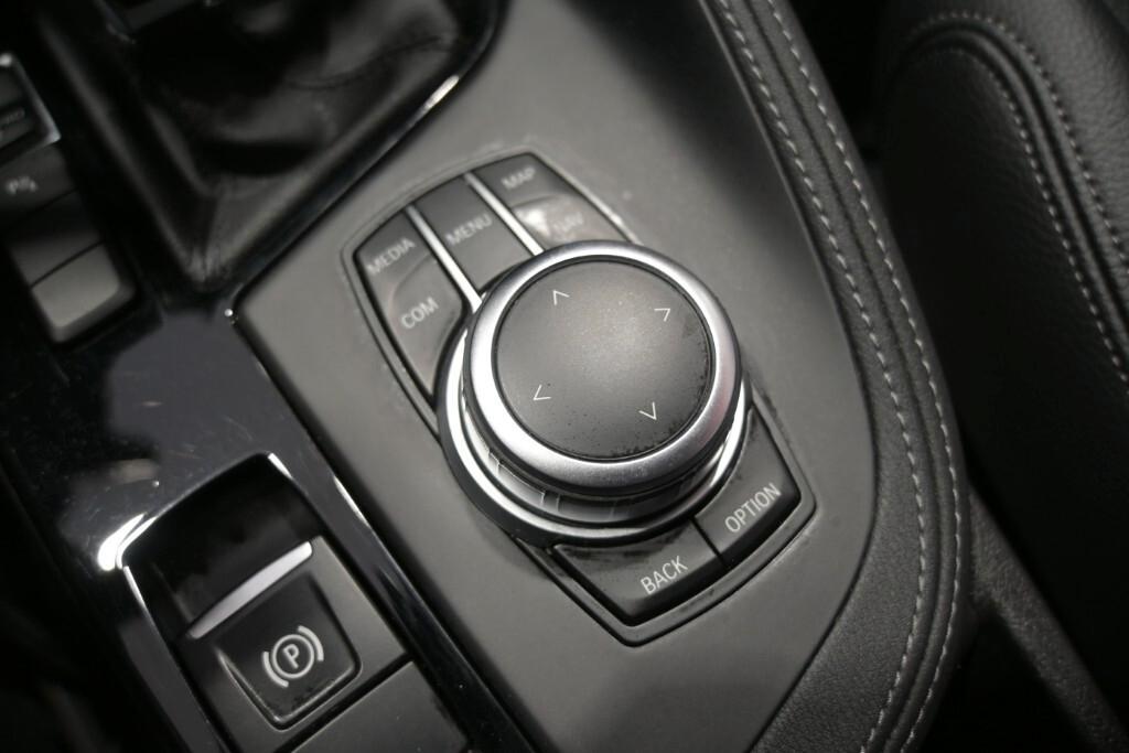 BMW X1 sDRIVE 16D STEPTRONIC XLINE PLUS