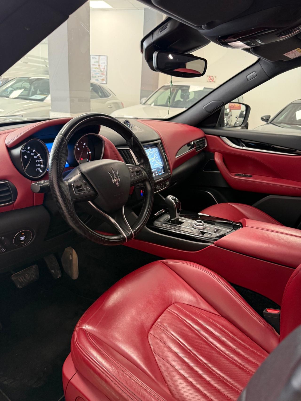 Maserati Levante V6 Diesel 275 CV AWD