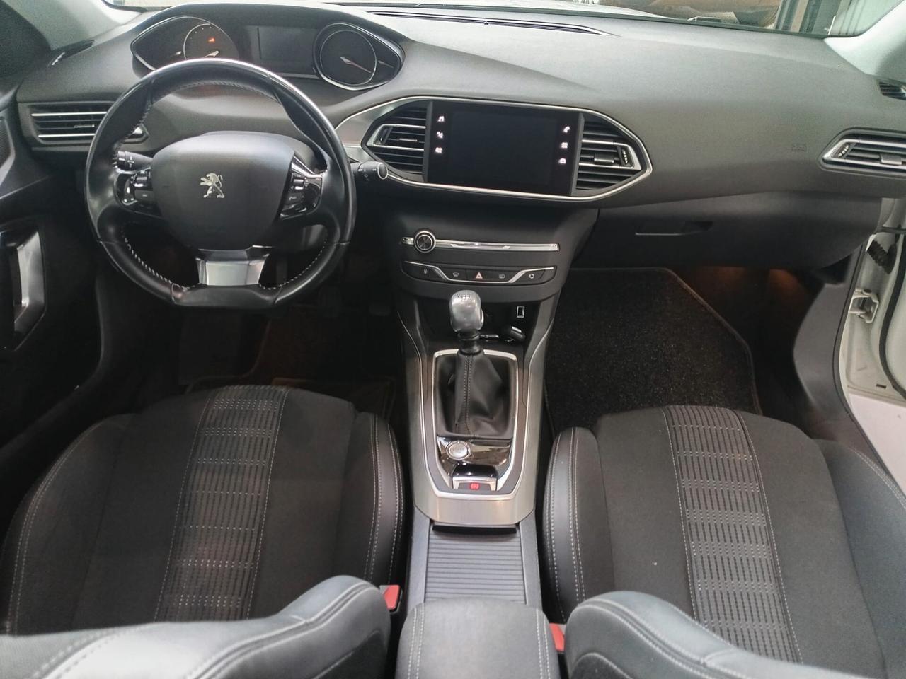 Peugeot 308 PureTech Turbo 130 S&S SW Active