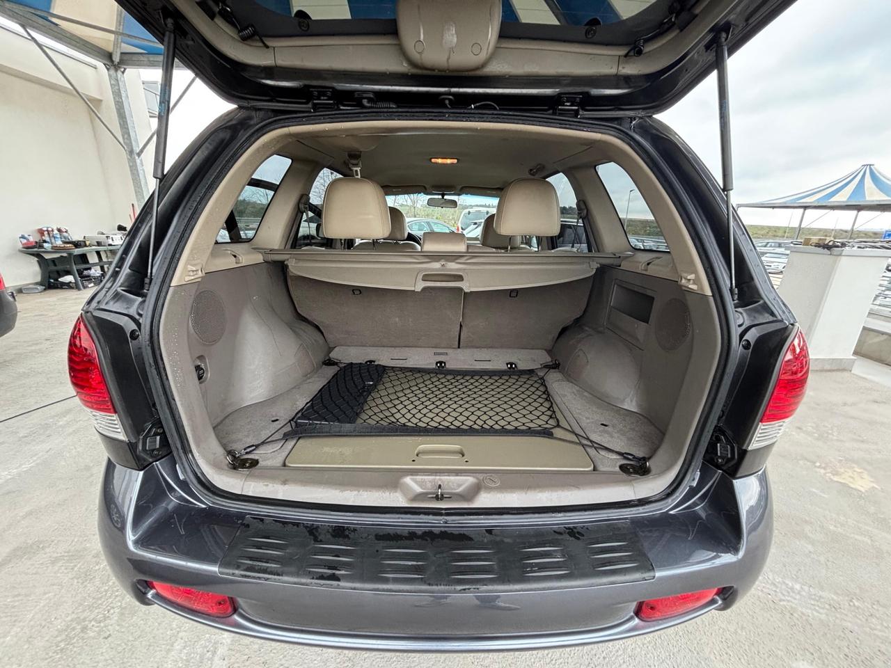 Hyundai Santa Fe 2.0 CRDi TD 4WD SOLO 70000km!!