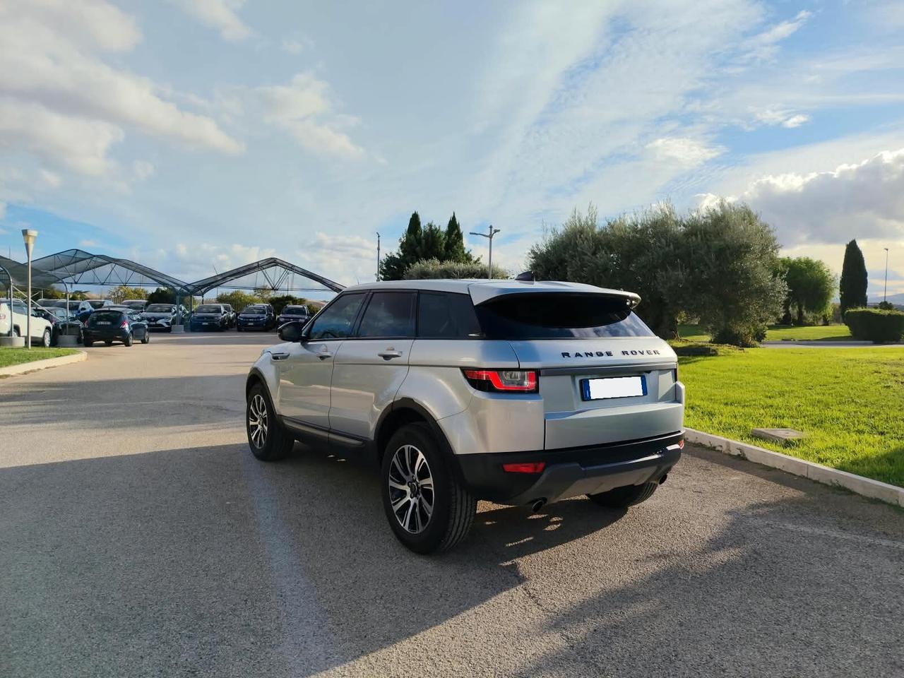 Land Rover Range Evoque 2.0 TD4 150 CV 5p. SE