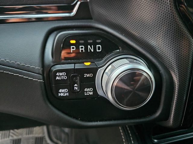 DODGE RAM 1500 5.7 V8 Crew Cab Limited Black Night Pack N1