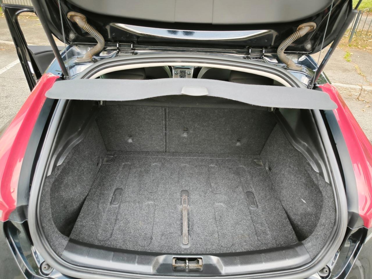 Volvo V40 D3 Geartronic Momentum con Cambio automatico