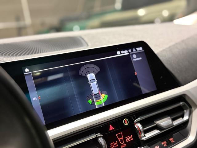 BMW 320 d 48V Touring Business Advantage