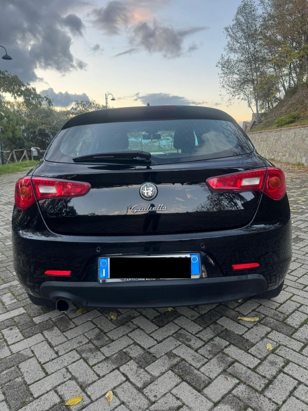 Alfa Romeo Giulietta 1.6 JTDm-2 105Cv 2011