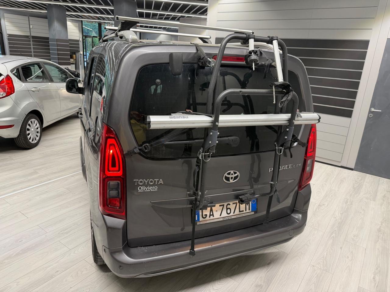 Toyota Proace City Verso 1.5D 130 CV S&S Short D A/T Luxury