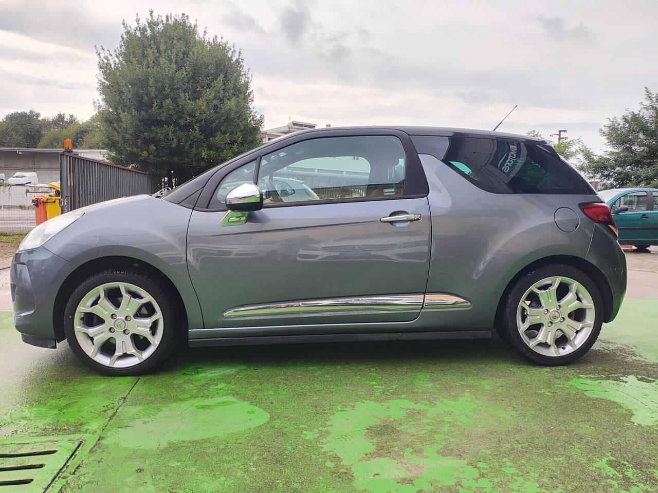 Citroen DS DS3 1.5 SPORT BICOLOR
