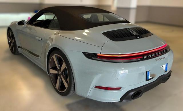 PORSCHE 911 Carrera Cabriolet