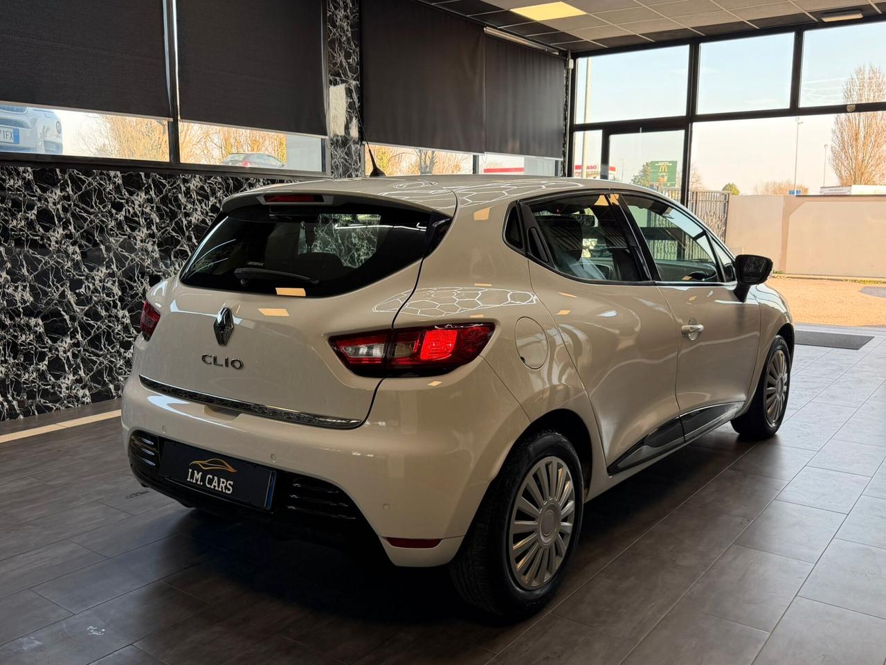 Renault Clio dCi 8V 75 CV 5 porte Moschino Life