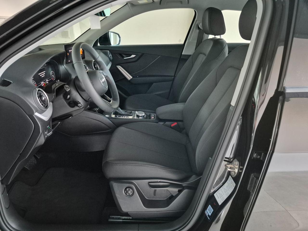 Audi Q2 35 TFSI S-TRONIC MATRIX APPLE CAR PLAY/ANDROID AUTO RETROCAMERA ACC RICARIA WIRELESS VIRTUAL COCKPIT