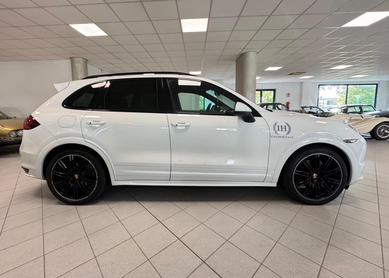 Porsche Cayenne 3.0 Diesel 250CV Platinum Edition