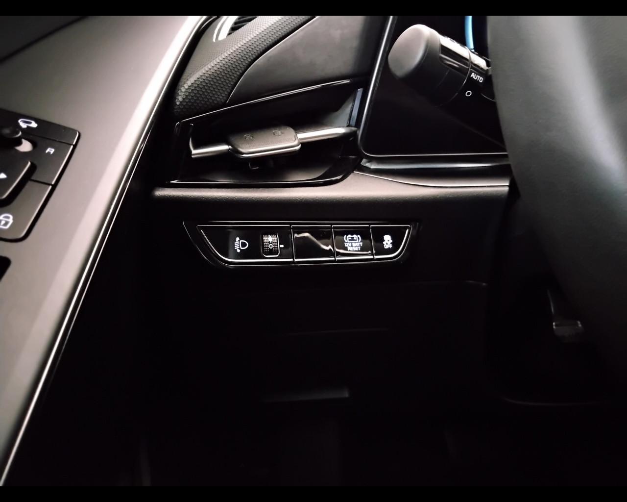 KIA Niro II 2022 - Niro 1.6 gdi hev Style dct6
