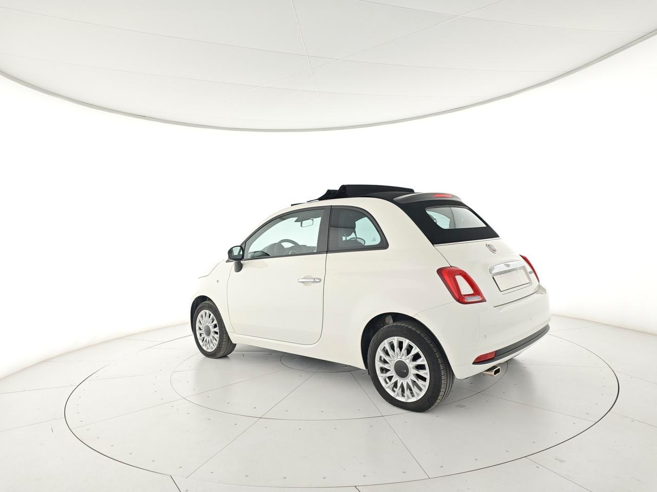 Fiat 500 C 1.0 Hybrid Dolcevita