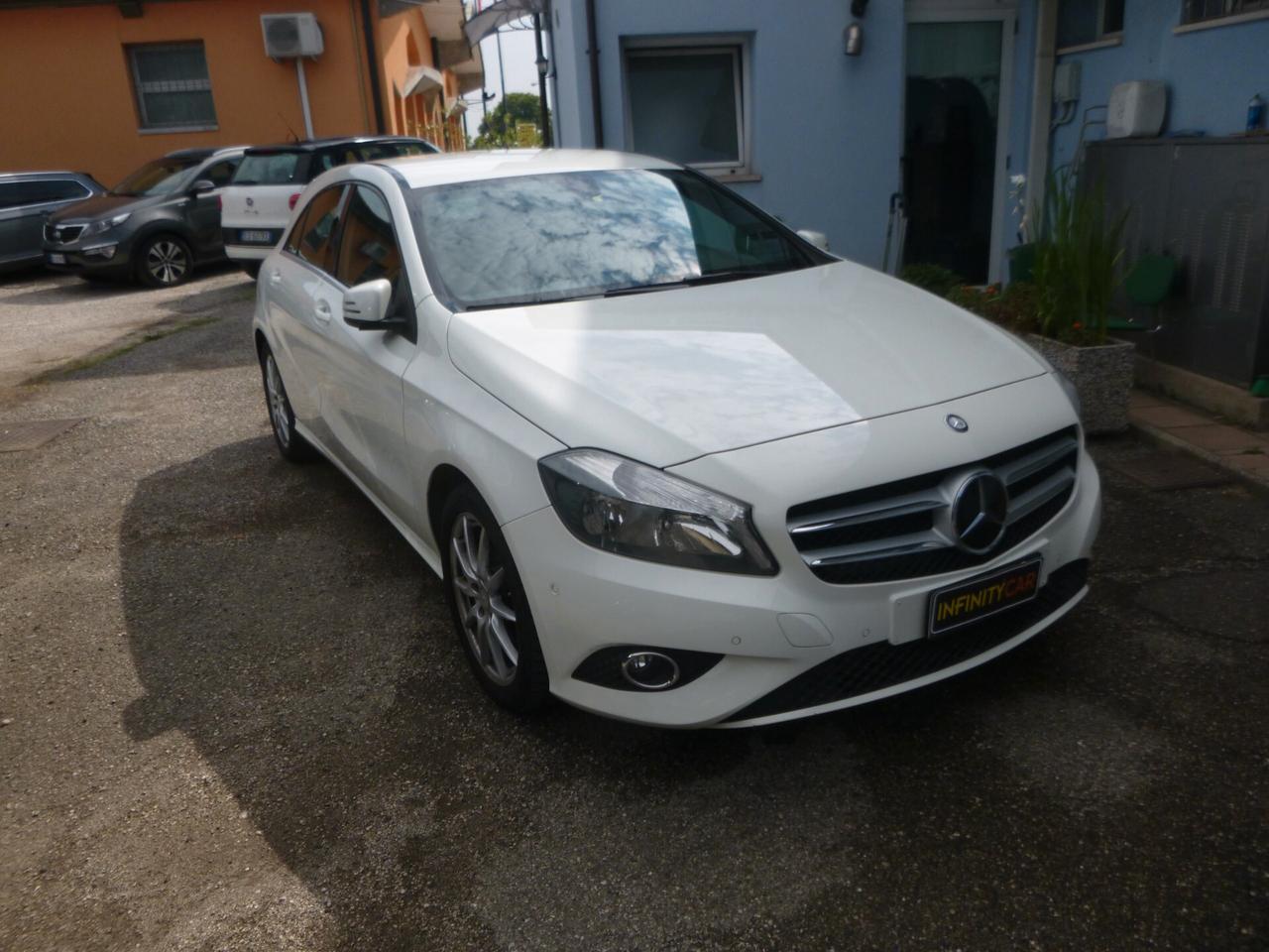 Mercedes-benz A 180 A 180 d Sport