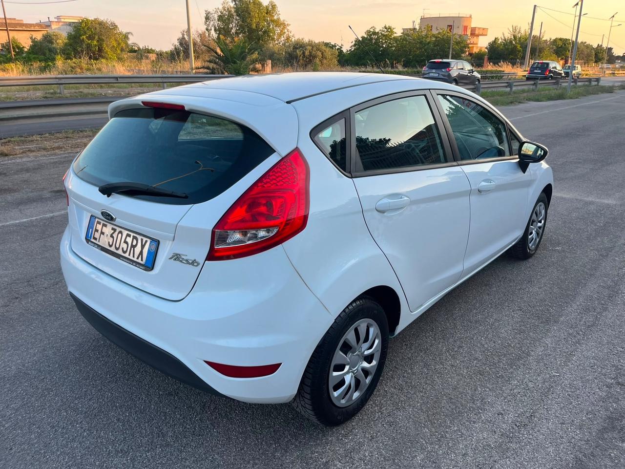 Ford Fiesta 1.2 5 porte Titanium 2010