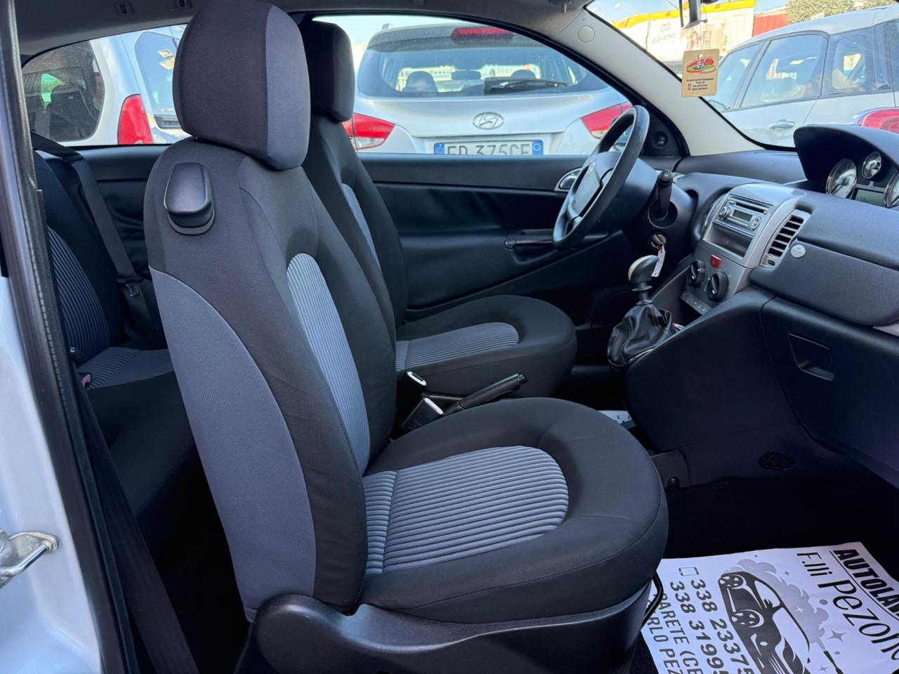 Lancia Ypsilon 1.2 Versus