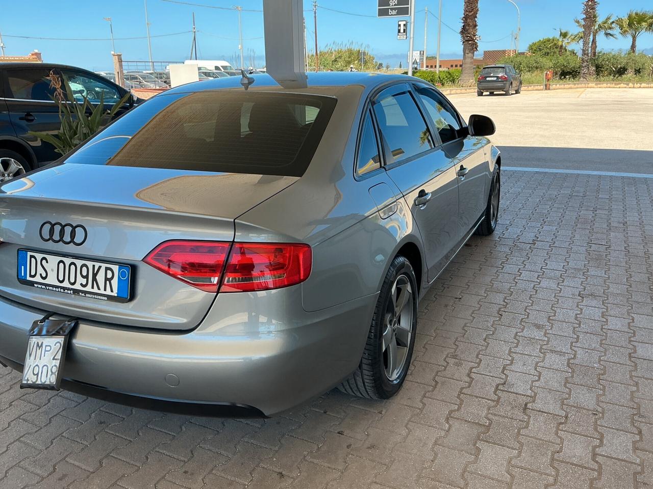 Audi A4 2.0 TDI 143CV F.AP. mult.