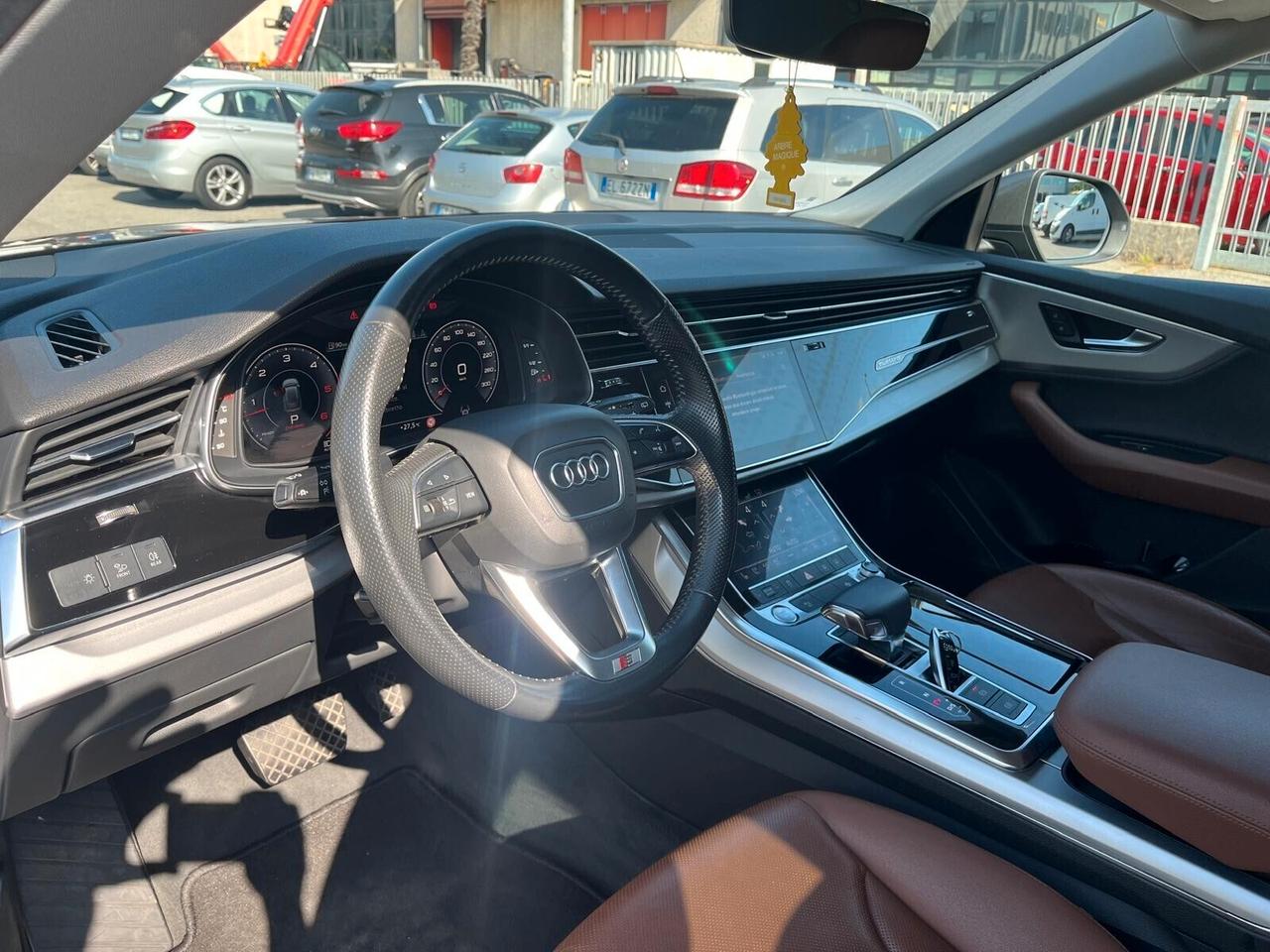 Audi Q8 50 TDI 286 CV quattro tiptronic