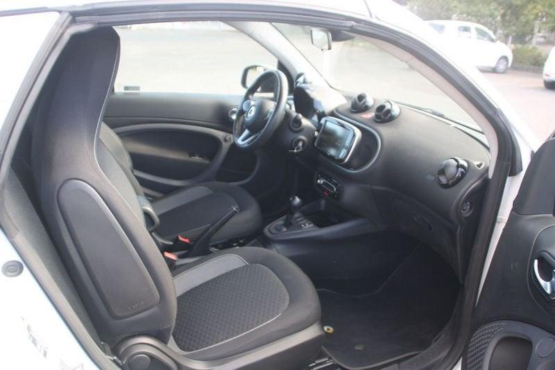 smart fortwo fortwo EQ Passion CABRIO