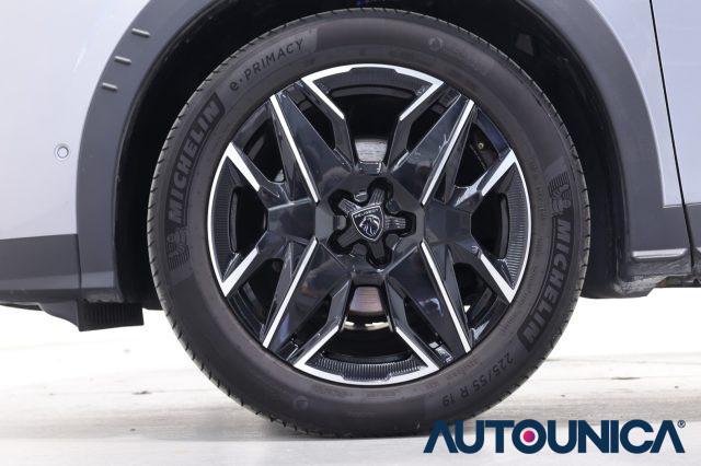 PEUGEOT 3008 HYBRID 136 E-DCS6 ALLURE FULL LED