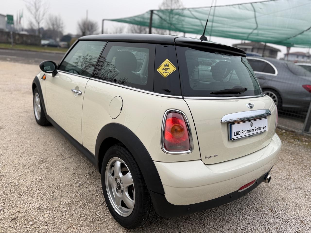 MINI One Mini III R56 2007 Hatchback 1.4