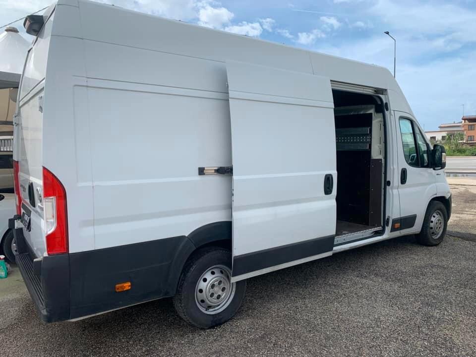 Fiat Ducato Maxi tetto alto Pedana estraibile