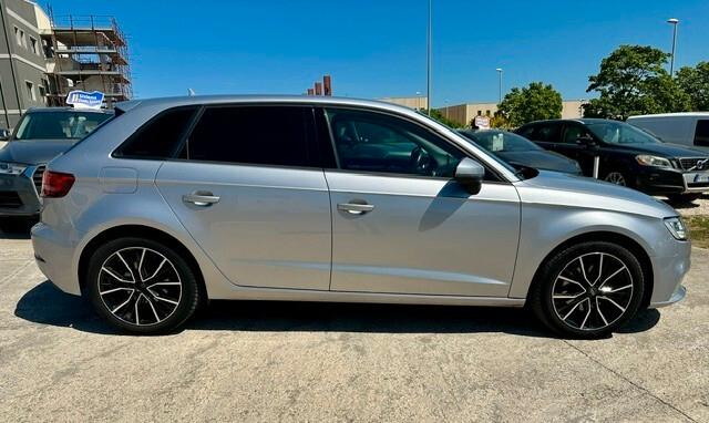 Audi A3 SPB 1.6 TDI 116 CV S tronic Sport