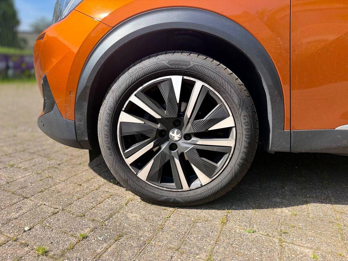 Peugeot 2008 1.5 bluehdi GT Line s&s 100cv