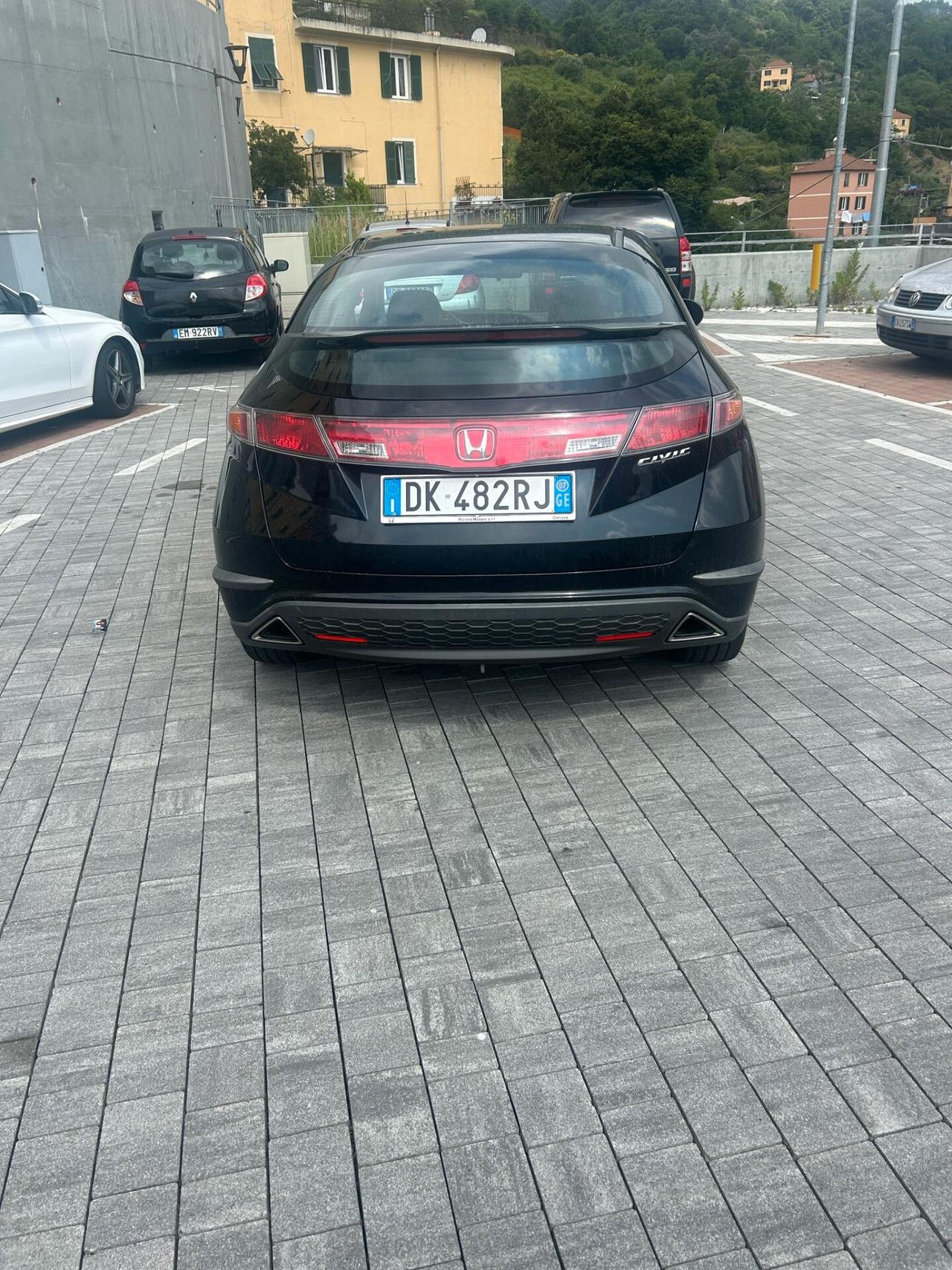 Honda Civic 2.2 i-CTDi 5p. Executive i-P DPF