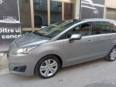 Peugeot 5008 1.6 HDi 115CV ALLURE 7 POSTI TETTO NAVI CAMERA
