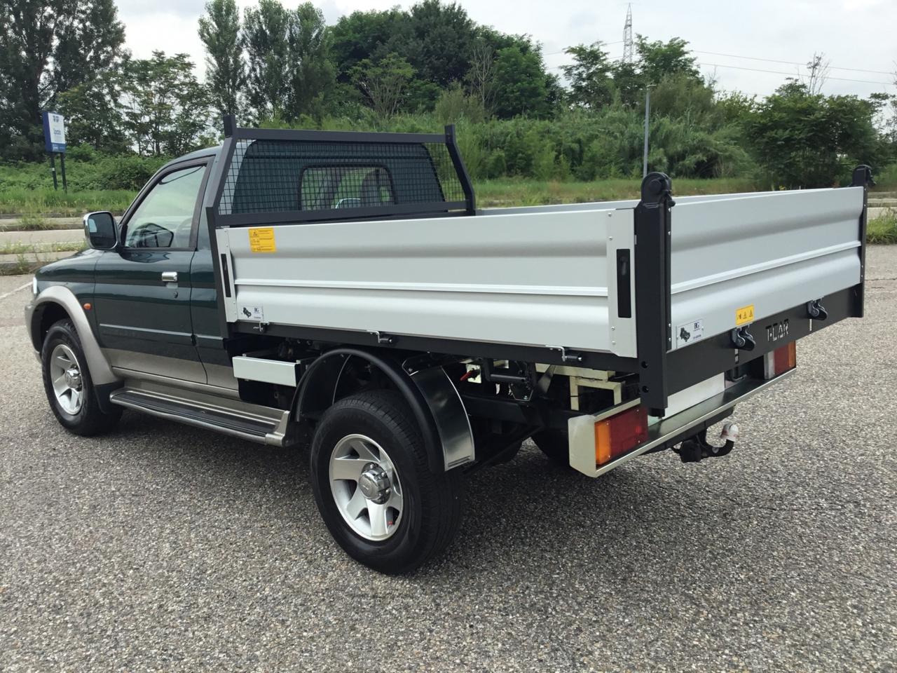 Mitsubishi L200 2.5 TDI 4WD Club Cab Pick-up GLS