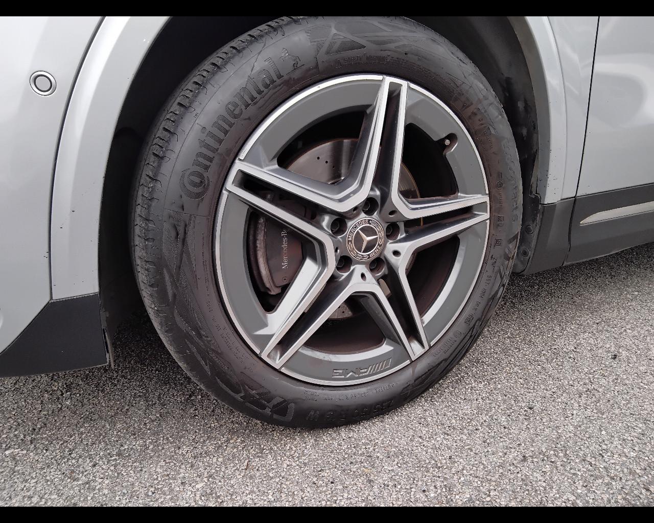 Mercedes-Benz GLA-H247 2023 - GLA 180 d AMG Line Advanced Plus auto