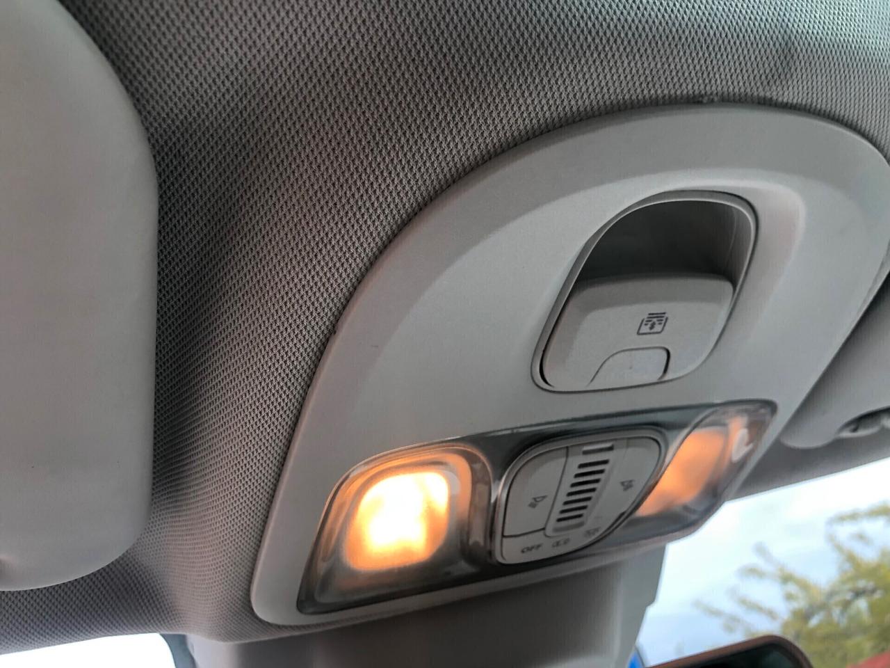 FIAT 500 l 1.4 95 CV TREKKING